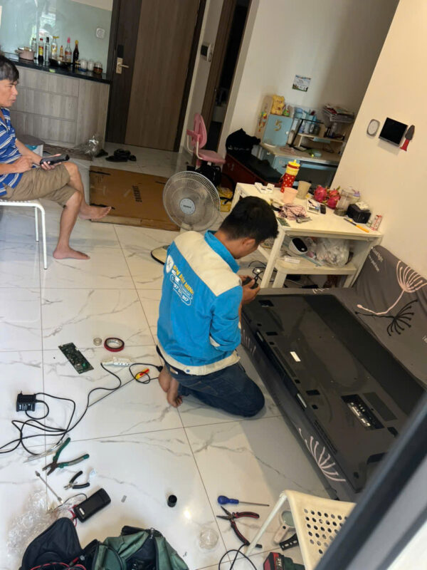 Sửa Tivi Phường Tân Sơn Hòa – Gọi 15 Phút Có Mặt, Sửa Xong Trong Ngày