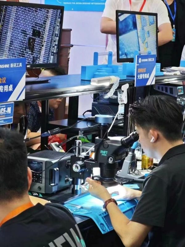 Thay màn hình tivi tại nhà giá rẻ