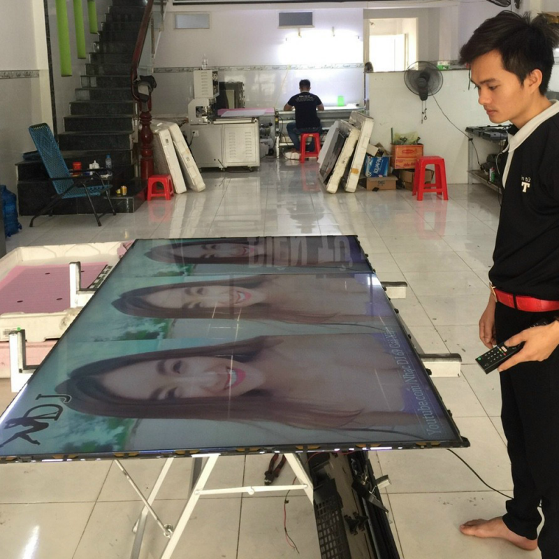 Thay màn hình tivi tại nhà giá rẻ