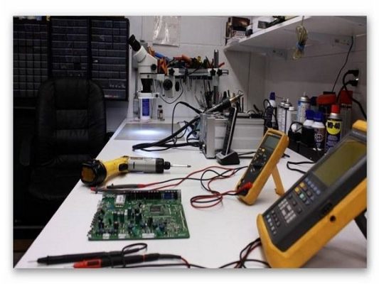 Liên hệ dịch vụ sửa chữa chuyên nghiệp nếu cần.