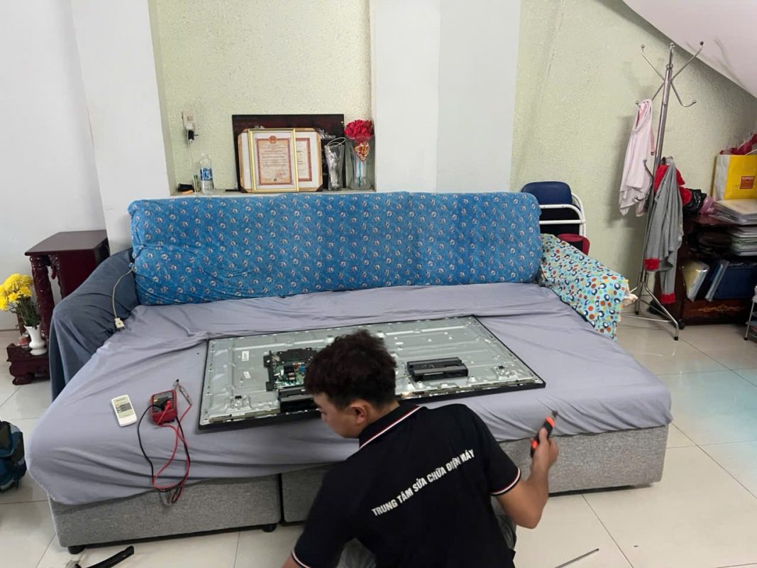 Thực hiện sửa chữa.