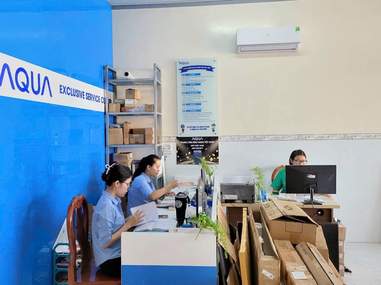 Tiếp nhận thông tin.