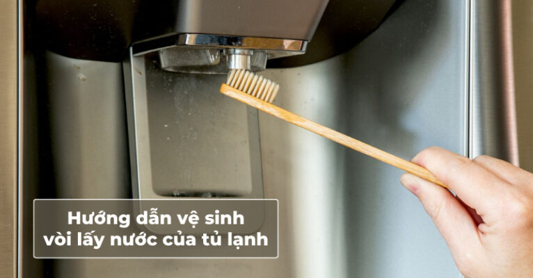 Vệ sinh định kỳ bình chứa và vòi lấy nước.