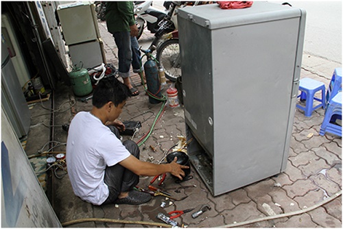 Thay block tủ lạnh Samsung.