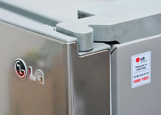 Đảm bảo cửa tủ luôn được đóng kín.