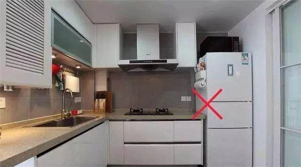 Vì Sao Tủ Lạnh Samsung Nóng 2 Bên Hông? Có Nguy Hiểm Không?