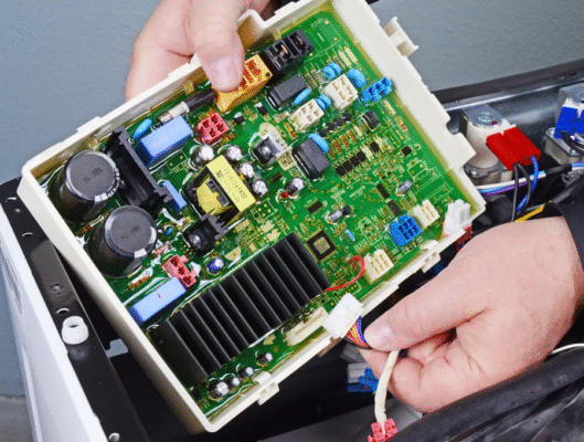 Kiểm tra board điều khiển.