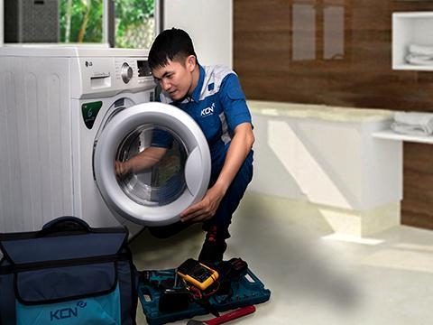 Các kĩ thuật viên giàu kinh nghiệm tại Bảo Trì Điện Máy.