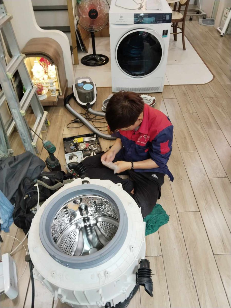 Quy trình sửa máy giặt tại nhà TP.HCM chuyên nghiệp.