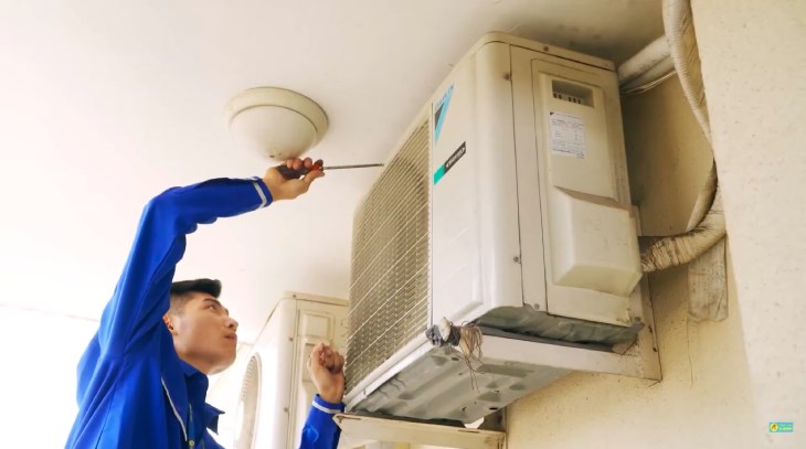 Lưu ý khi chọn dịch vụ bảo trì máy lạnh tại Hà Nội.