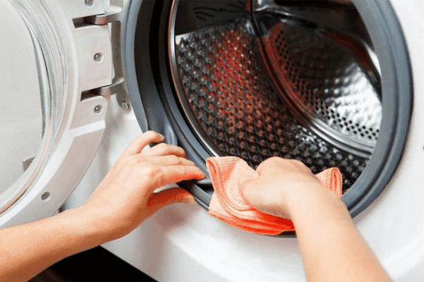 Vì sao bạn nên biết cách tẩy lồng giặt tại nhà?