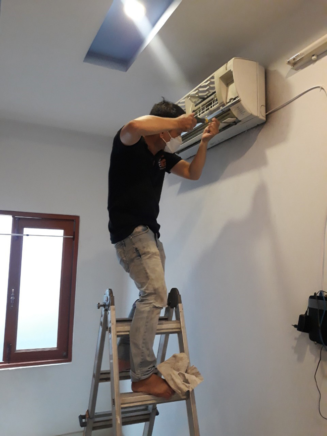 Những lỗi thường gặp khi cần sửa máy lạnh vào mùa hè.