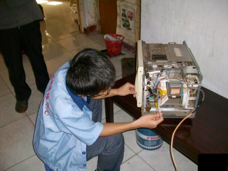 Mẹo sử dụng lò vi sóng Sharp bền lâu, hạn chế sửa chữa.