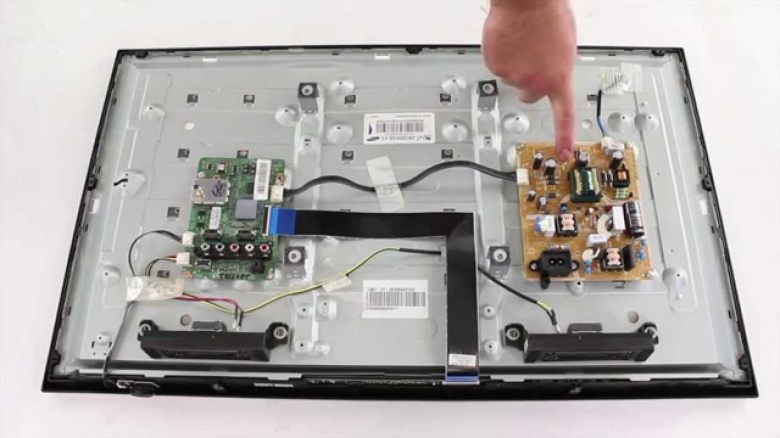 Khi nào nên liên hệ dịch vụ sửa chữa tivi LED, LCD tại Hà Nội?