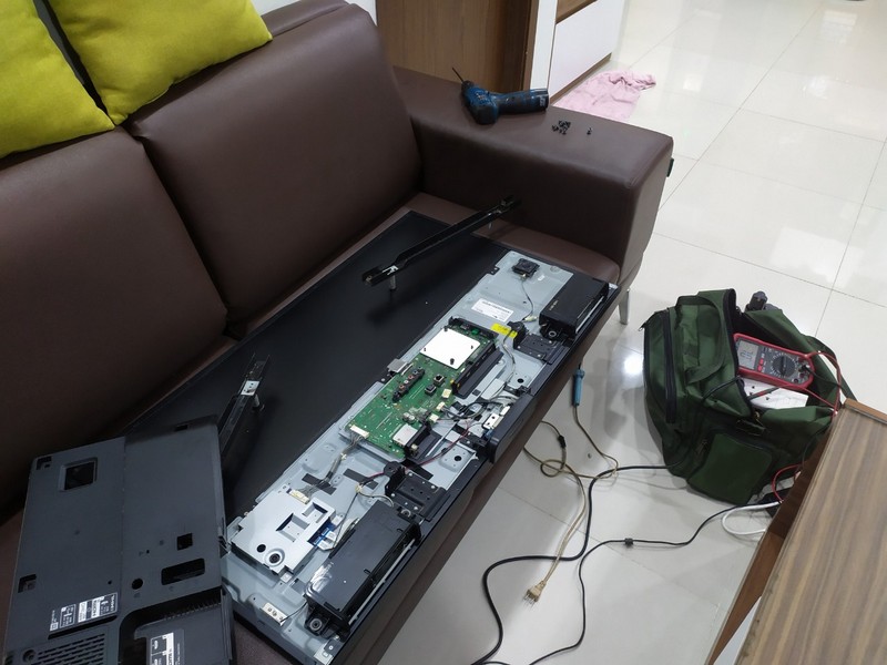 Quy trình sửa chữa tivi LED, LCD tại Hà Nội.