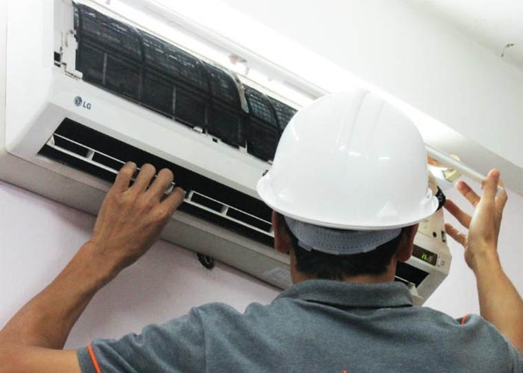 Sửa máy lạnh tại Quận 7 TP.HCM – Dịch vụ nhanh chóng, uy tín, chuyên nghiệp 2025.