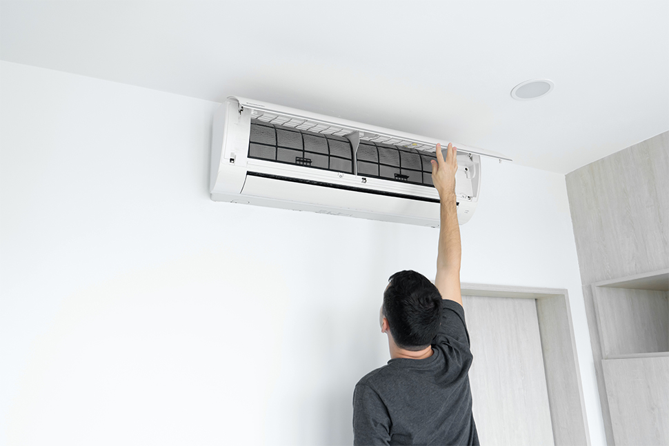 Những sai lầm cần tránh khi bảo trì máy lạnh tại Hà Nội.