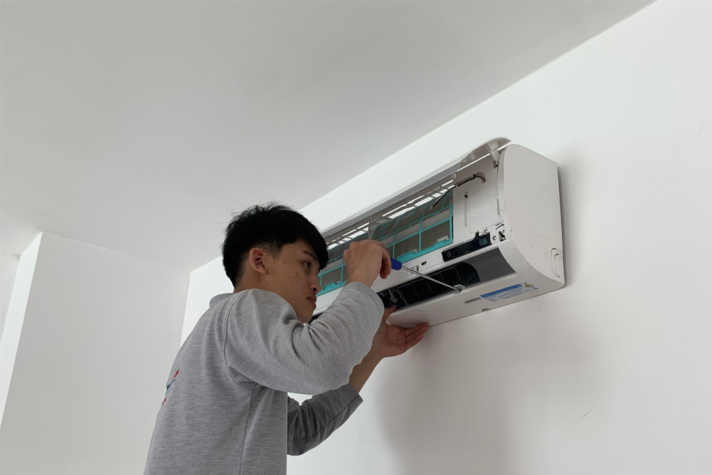 Lời khuyên để hạn chế hư hỏng máy lạnh Daikin.