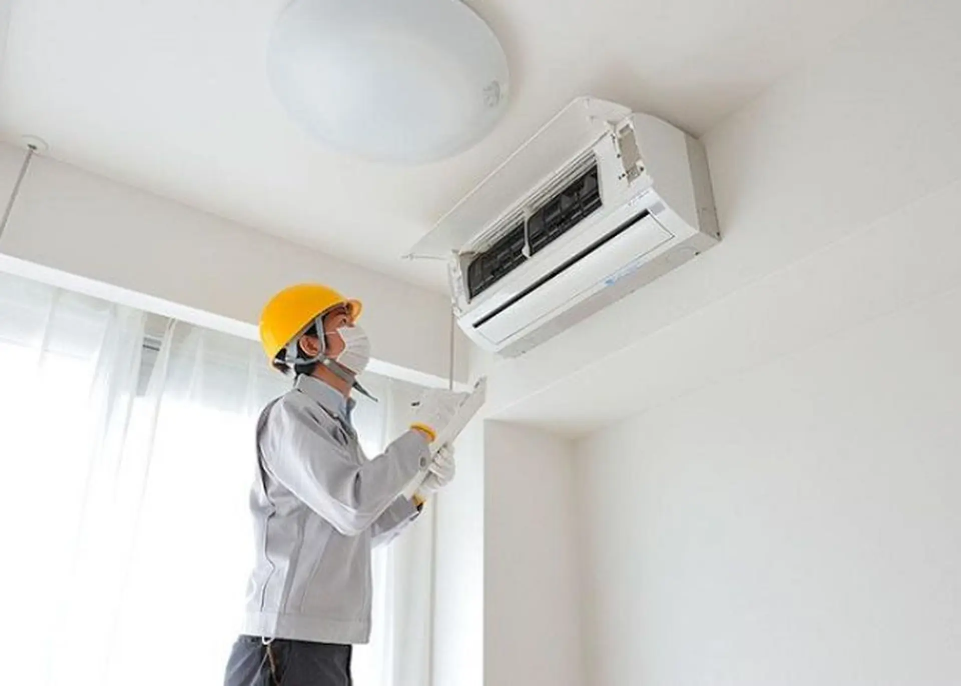 Mẹo bảo quản máy lạnh trong mùa hè.