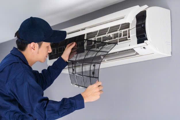 Vì sao nên chọn dịch vụ sửa máy lạnh tại nhà giá rẻ TP.HCM?