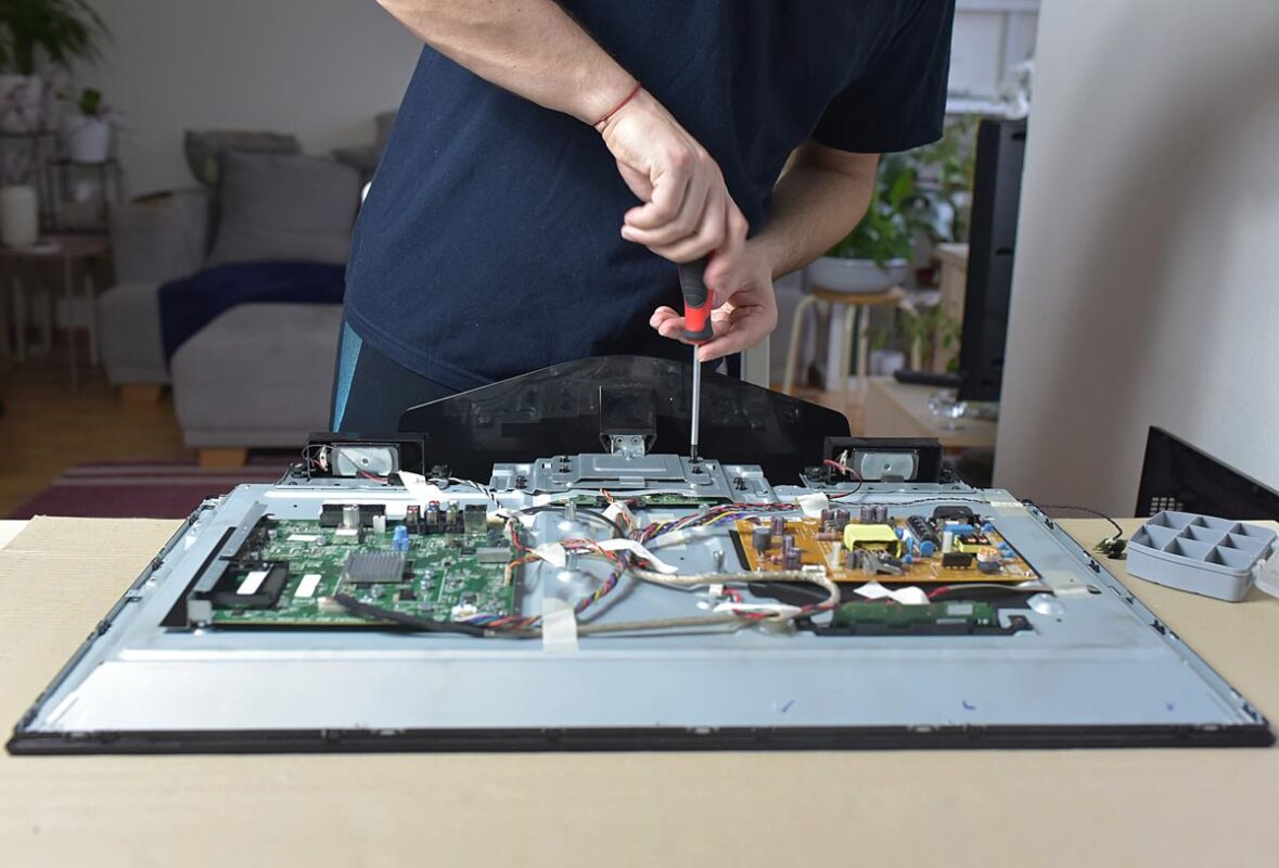 Lợi ích lâu dài khi sử dụng dịch vụ sửa chữa tivi tại nhà.