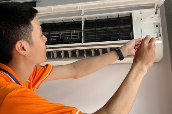 Giá dịch vụ tại trung tâm sửa chữa máy lạnh Daikin Đồng Nai