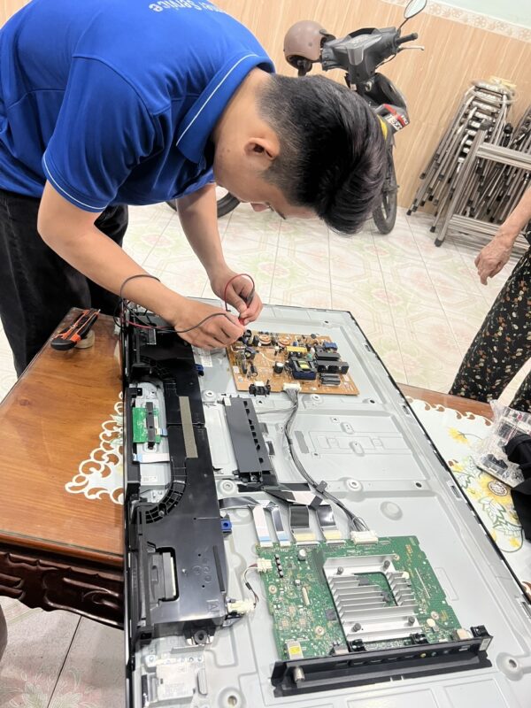 Sửa Tivi Phường Xóm Chiếu