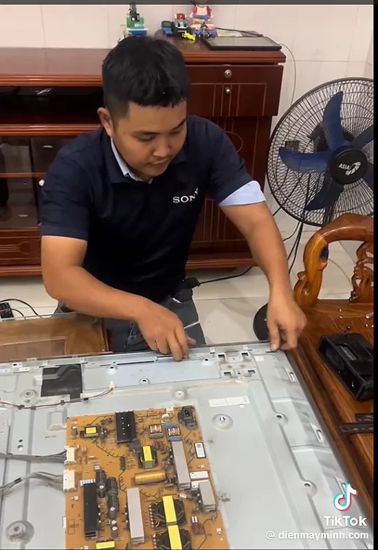 Sửa tivi tại Chung Cư Depot Metro Tower