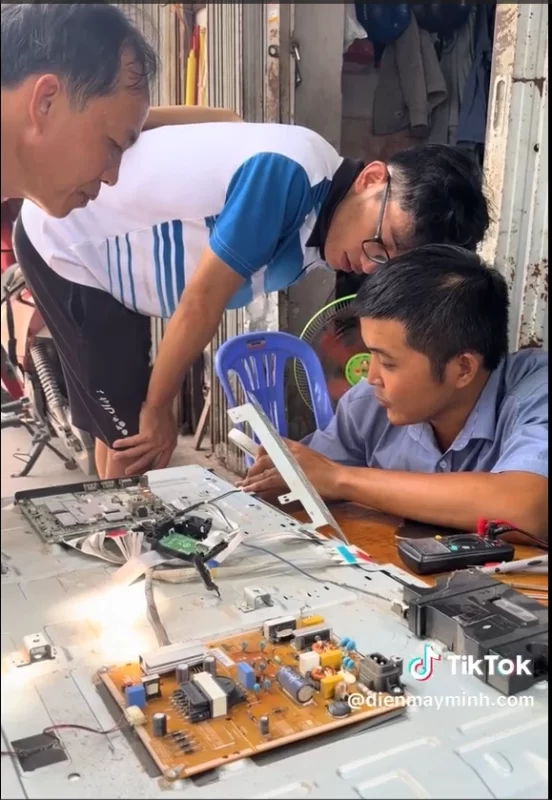 Sửa Tivi Sony Chính Hãng – Chuyên Xử Lý Các Lỗi Phần Cứng Và Phần Mềm